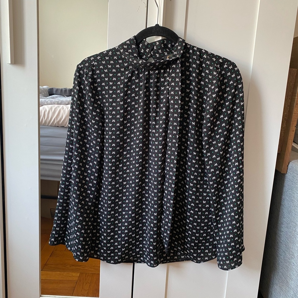Ann Taylor - Black and White and mini green dots Patterned Blouse - XS